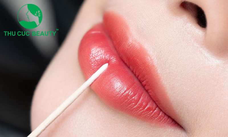 địa chỉ phun môi uy tín tại Hà Nội - Thu Cúc
