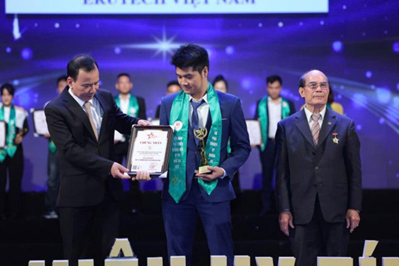 Địa chỉ phun môi uy tín tại Hà Nội - Thẩm Mỹ Rio
