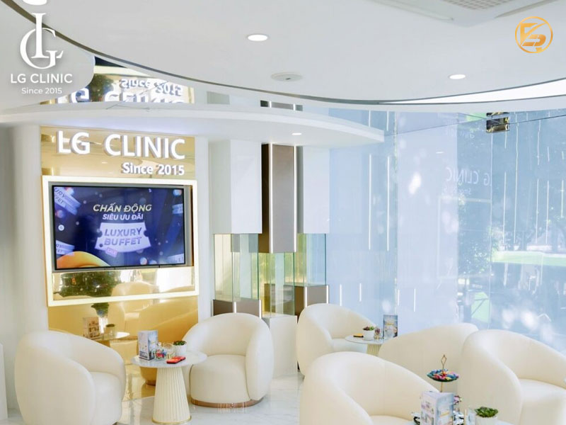 Ảnh mặt tiền biển hiệu của LG Clinic