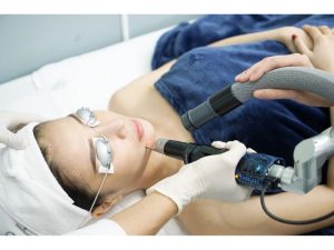 Ưu và nhược điểm của công nghệ Picosecond Laser trị nám