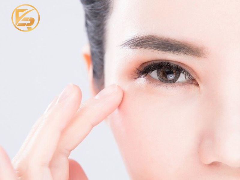 Công nghệ Shining Eyes trẻ hóa vùng mắt hiệu quả