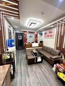 Rio Tattoo Studio tọa lạc tại 205 Thụy Khuê – Tây Hồ - Hà Nội, nổi bật với dịch vụ xăm màu da chuyên nghiệp và kỹ thuật xăm màu da che khuyết điểm tiên tiến.